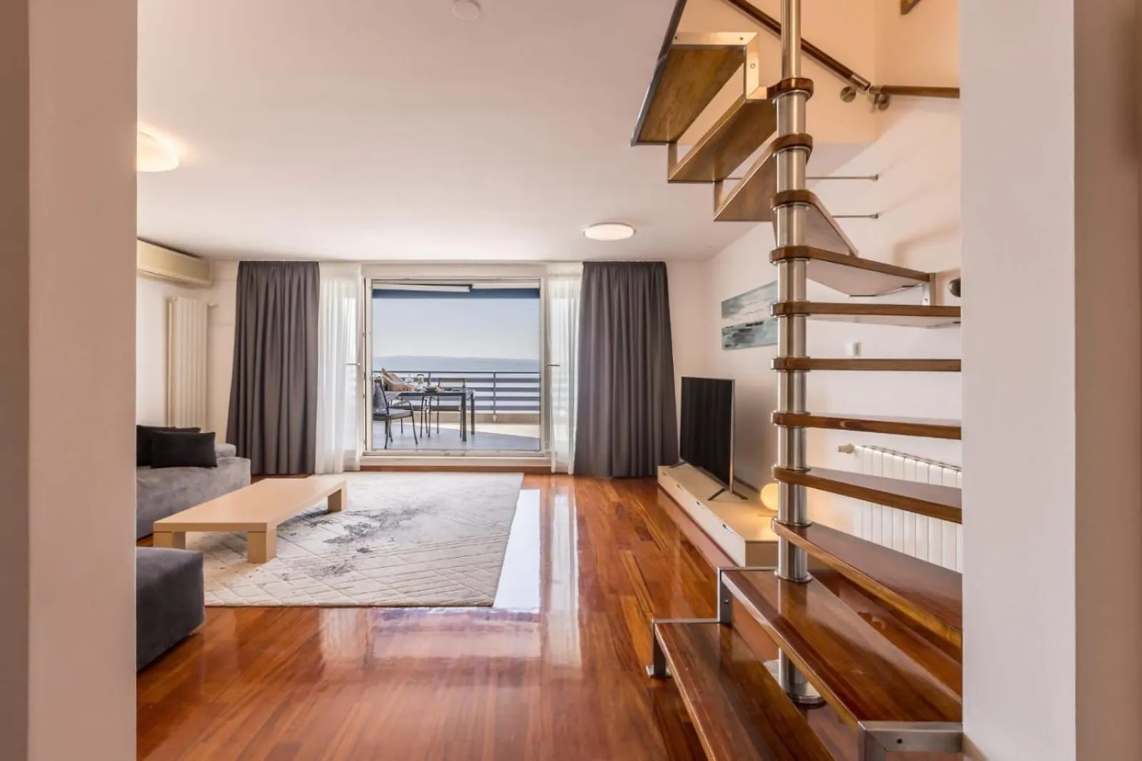 ספליט Velebos Superior Apartment - Spacious Luxury Four-Room Apartment On 220 M2 - Panoramic View Of The Sea And Islands - Prestigious Location By The Sea To The New City Center Of Znjan - Top Amenities - Free Garage Parking Space- Buralux Properties